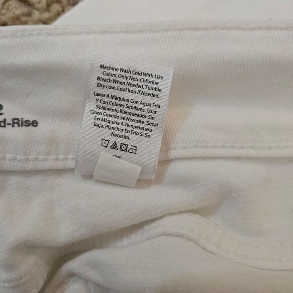 Time and Tru White Denim Capri Pants w/Fringe on the Bottom Womens 12 - Picture 6 of 9